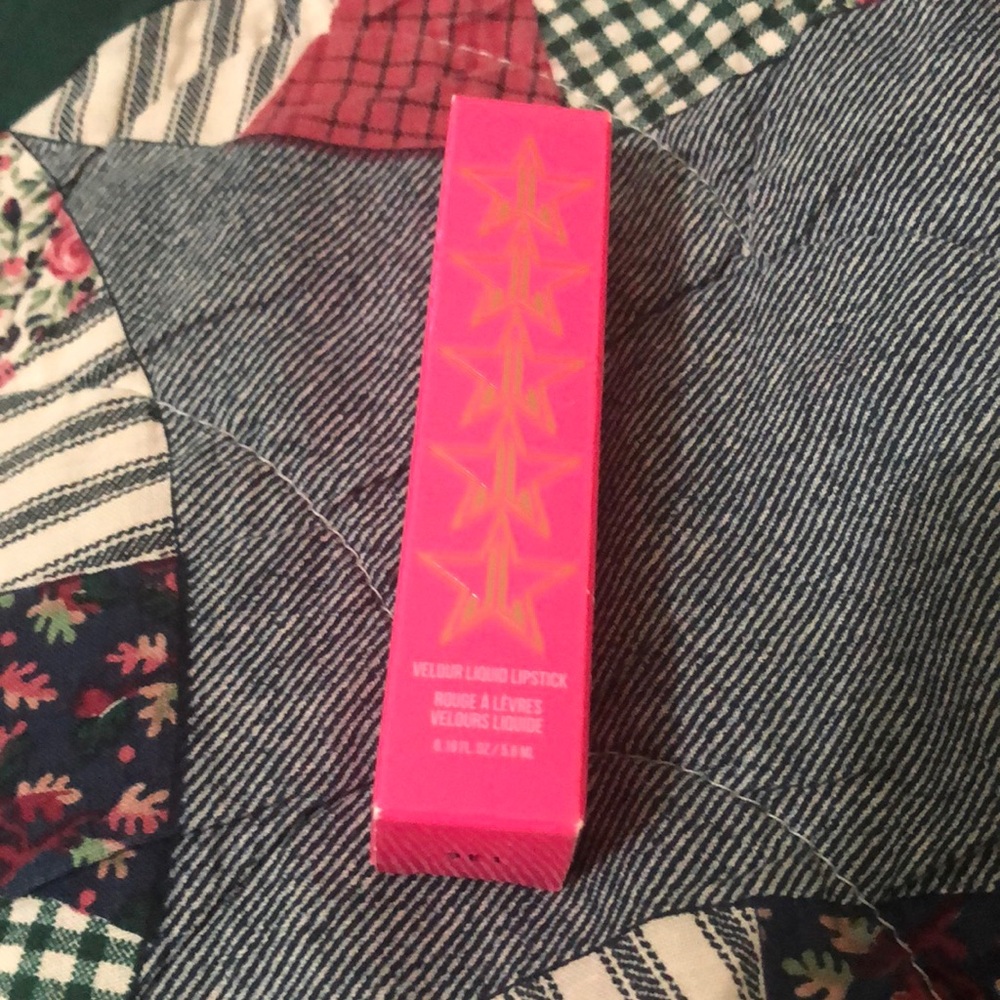 BNIB!! Jeffree Star Velour Liquid Lipstick